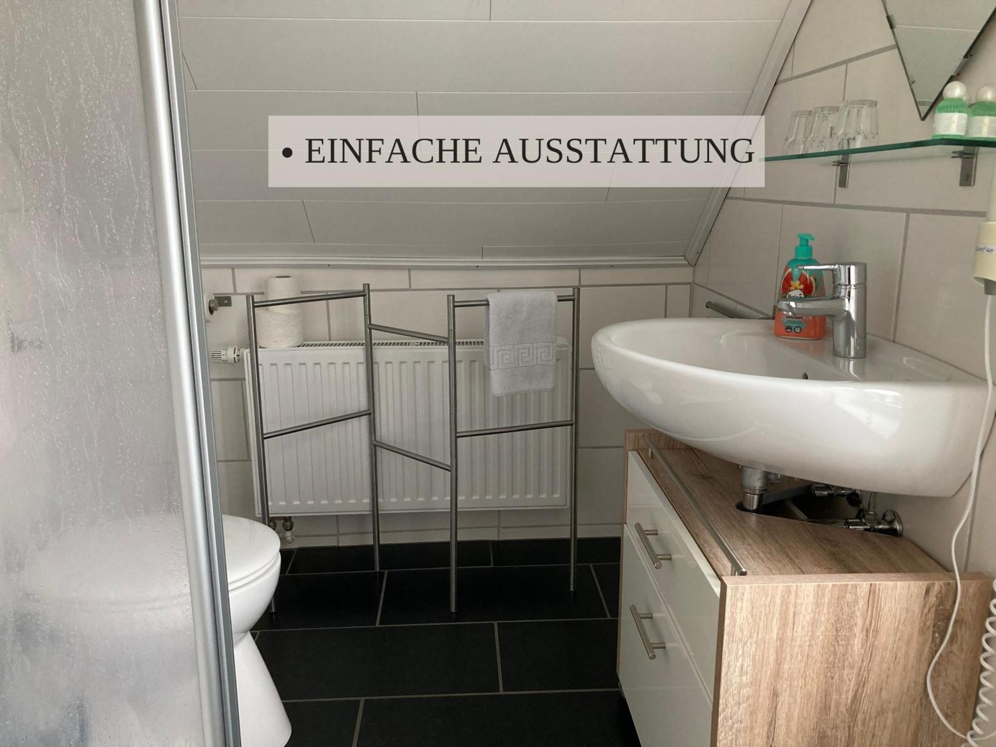 Haus Krabbe Apartments, Zentral Gelegen Im Idyllischen Nordseeort Zwischen Bremerhaven Und Cuxhaven, Hunde Kostenfrei Willkommen, Hauseigene Kostenfreie Parkplaetze Wremen Buitenkant foto